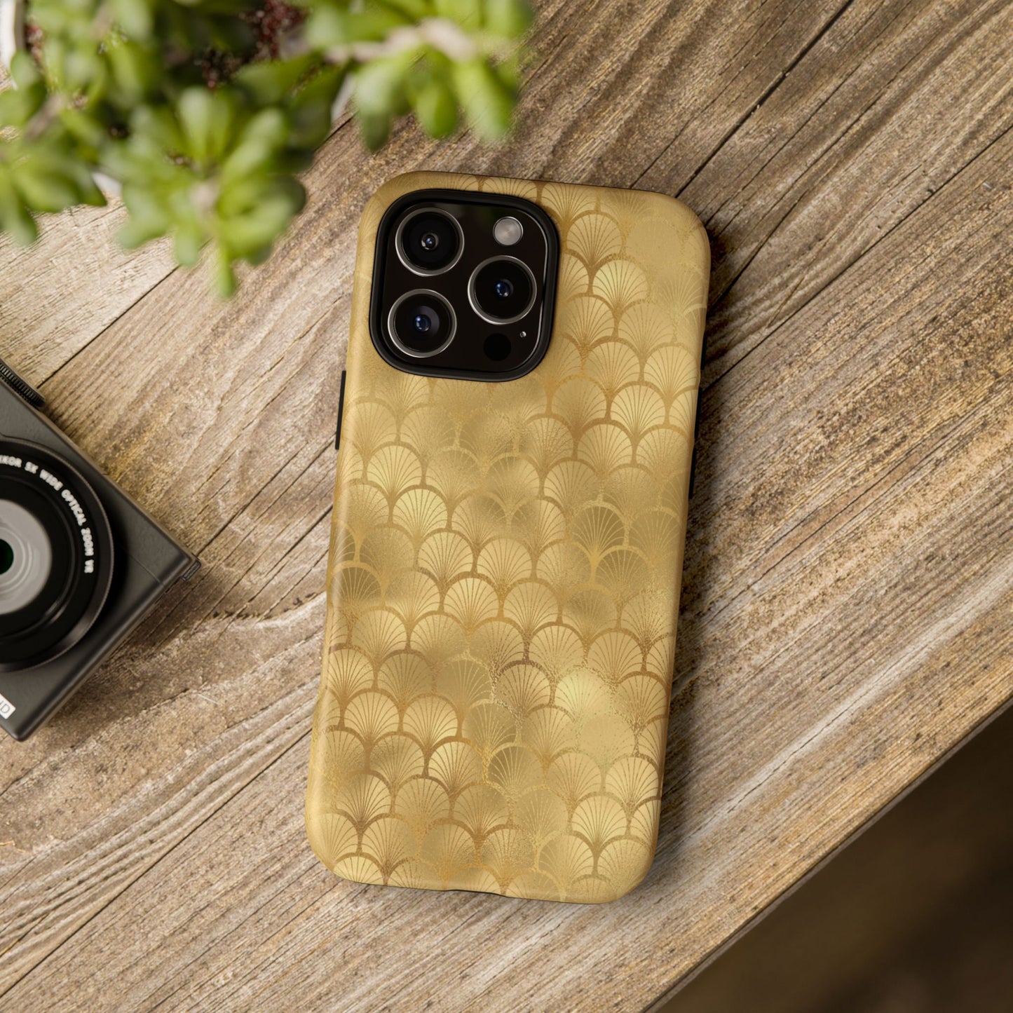 Safari Allure Elegant Gold Phone Case