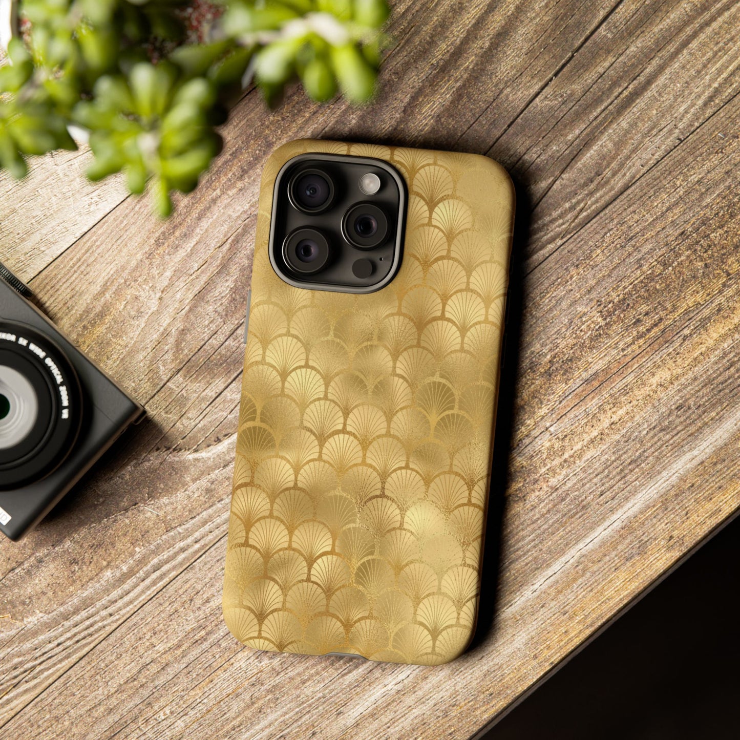 Safari Allure Elegant Gold Phone Case