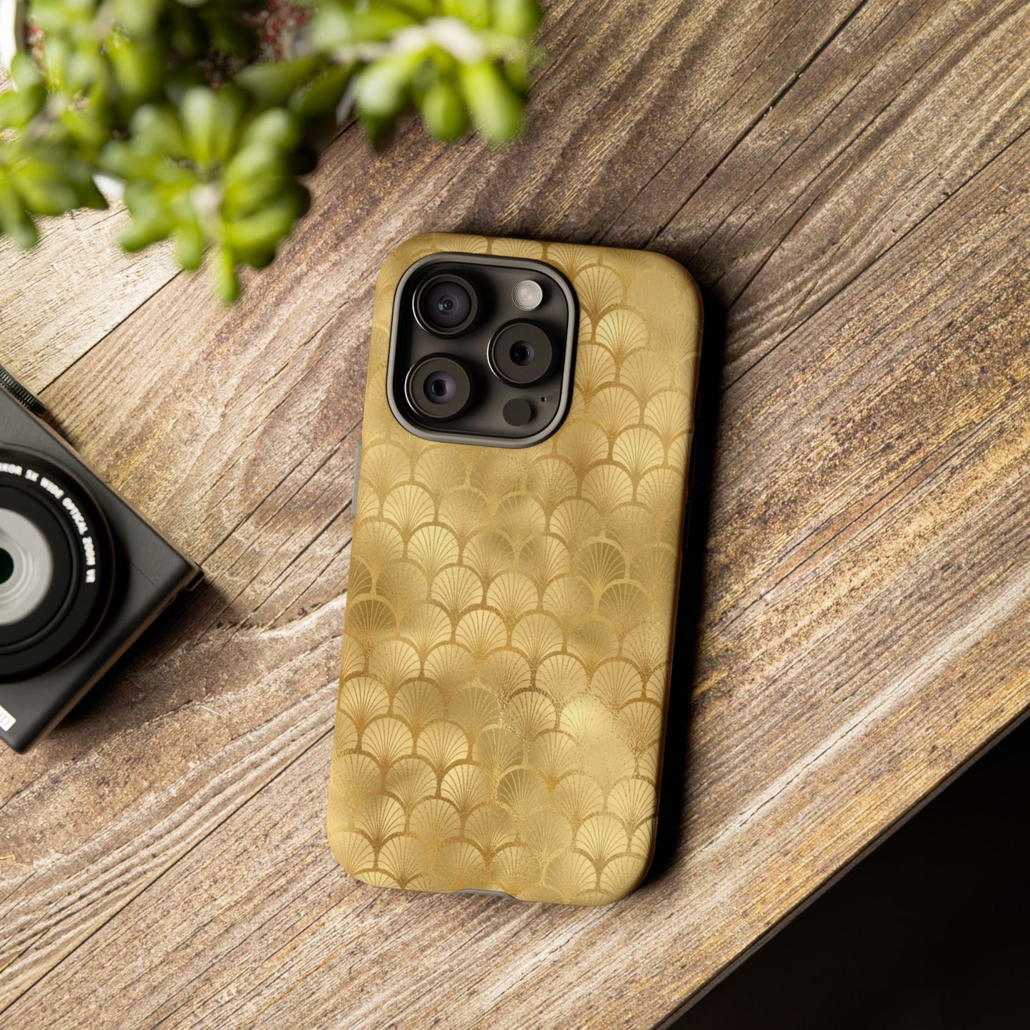 Safari Allure Elegant Gold Phone Case