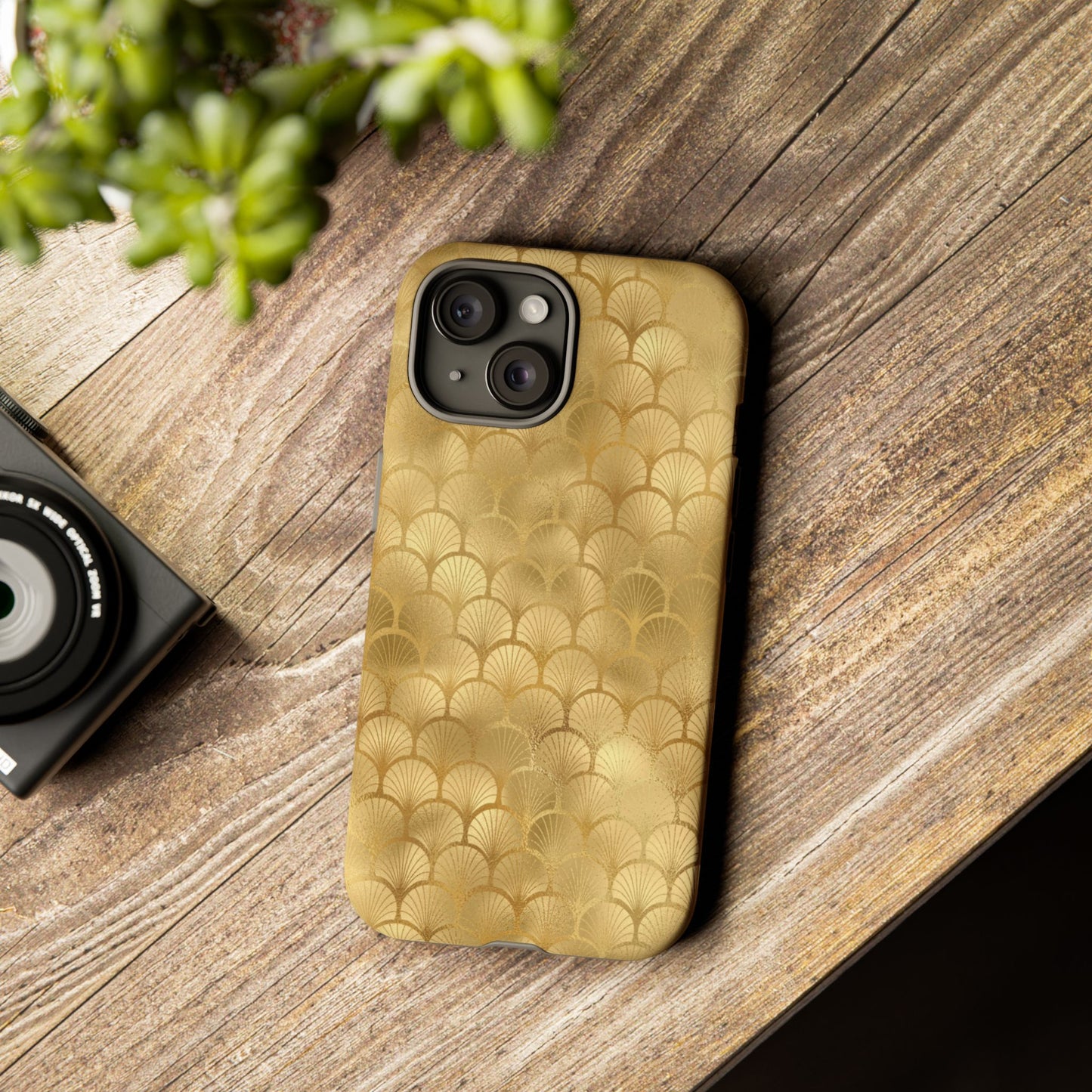 Safari Allure Elegant Gold Phone Case