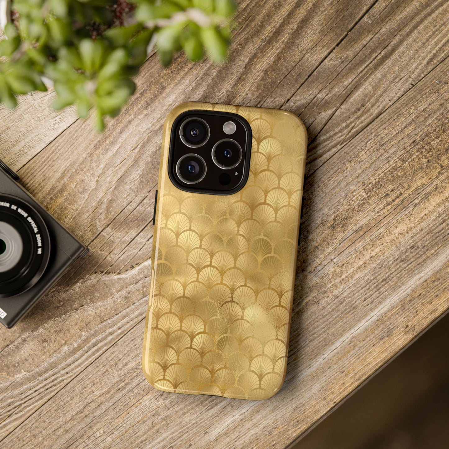Safari Allure Elegant Gold Phone Case